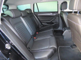 ISOFIX(イソフィックス)基準適合チャイルドシート固定装置!!安心楽々で対応チャイルドシートが取付できます。