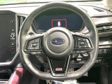 【純正革巻きステアリング】上質な革を使用することで、手にしっかり馴染みとても運転しやすいハンドルです♪
