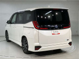 弊社の商品車両は横浜本牧にあります本部で隅々までチェックを行い、トヨタの厳しい商品基準をクリアした車両を展示しています。ご安心してお選びいただけます。