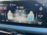 シートヒーター・ベンチレーションシート装備されております。夏は涼しく、冬は暖かくシートを調整できますので、快適にお乗りいただけます。