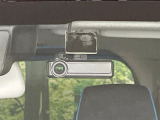 【ドライブレコーダー】ドライブレコーダー装備!走行中はもちろん、あおり運転や事故に遭遇した際、映像で記録し、万一のリスクに備えます。※記録用SDカードはお客様ご自身でご準備いただく必要があります。