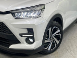 【シーケンシャルターンランプ付きLEDヘッドライト】人気の『流れるウィンカー』付きのLEDヘッドライトを装備♪高級感はもちろん、点灯時は存在感たっぷりで他車からも認識されやすく安心です。