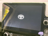 【10.5インチナビ】高級感とインパクトのある大画面ナビを装備。各種オーディオ操作はもちろん、スマホ連携もできる利便性の高いナビです♪