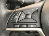 【ステアリングスイッチ】ステアリングを握ったままオーディオ等がコントロール出来ますので、利便性だけでなく事故防止にも繋がります。