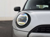 お車や各種ファイナンスプログラム、保証プログラム、お客様お一人お一人に最適なご案内をさせて頂けるよう準備してスタッフ一同お待ち申し上げております。