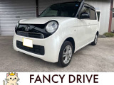 人気パール/ブラック2トン4WD