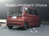 衝突被害軽減ブレーキ・踏み間違い衝突防止アシスト・車線逸脱警報・前後障害物検知ソナーを標準で装備