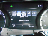 HUD(ヘッドアップディスプレイ)付いてます! フロントガラスにスピードメーター等の情報を映し出します!!