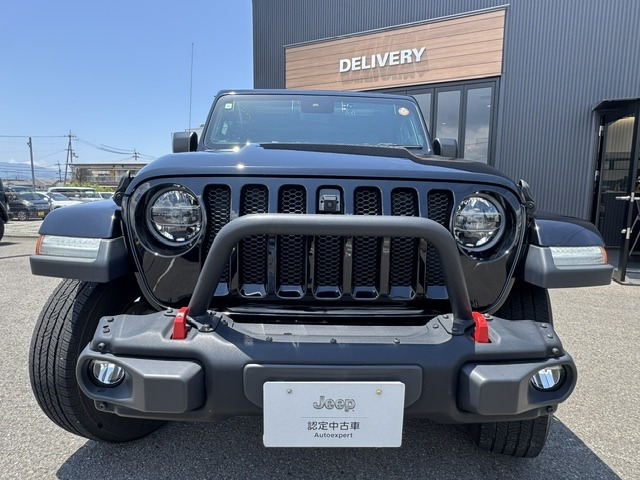 ラングラー アンリミテッド サハラ 4WD 3.6L 4WD