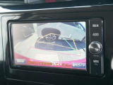 バックモニター(黄色いガイドラインのお陰で、駐車がしやすいです)