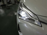 通常のハロゲンランプより2倍以上明るく、ロングライフのBⅰBeamLEDランプが付いています。