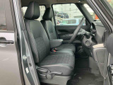 自動車保険も取り扱っておりますの無料で見積りをいたします♪ お客様のお話を伺い、お客様に合った的確なプランをご提案させて頂きます。