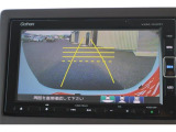 バックモニター付ですので、車庫入れも駐車もラクラクです。