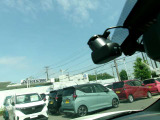 もし事故を起こしてしまったら・・運転中の映像と音を記録するドライブレコーダーです!万が一の備えに☆ドライブの思い出にも☆