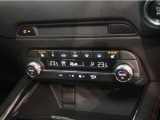 運転席&助手席にシートヒーター付き! 快適なドライブを!!