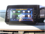 9インチ大型ナビです。ナビゲーション+AV 2画面表示(デュアルウィンドウ)、地デジTV、FM/AM、Bluetooth Audio、SDカード(音楽/動画ファイル再生)、DVD再生、CD再生録音、ハンズフリーなどに対応。