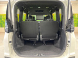 普段のお買い物や通勤、送迎等に十分な荷室スペースを確保しております。セカンドシートを倒すと、大きな荷物の積載も可能です♪