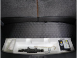 もちろんパンク修理剤&車載工具完備☆万が一のトラブルに備えて使い方もご説明いたします♪