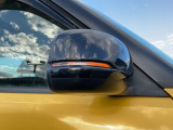 オシャレさと視認性を兼ね備えたLEDミラーウインカー♪