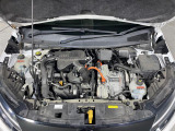 【エンジンルーム】エンジンの調子は良好です!ご納車前にはしっかりとオイル交換・その他油種類の点検補充をさせて頂きます。また、ガリバーでは修復歴のある車は販売いたしません。