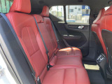 XC40 T4 AWD インスクリプション 4WD 4WD 本革シート