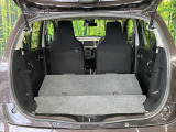 普段のお買い物や通勤、送迎等に十分な荷室スペースを確保しております。セカンドシートを倒すと、大きな荷物の積載も可能です♪