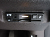 ETC付。高速道路の料金所はキャッシュレスで通過です。サービスエリア等にあるスマートインターの出入りも利用可能でとっても便利。ご納車後すぐにお使い頂けるようセットアップしてのお渡しとなります。