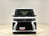細部にメッキパーツの煌き。大人の感性に響く洗練さを身にまとった後期タントカスタムが入荷致しました。