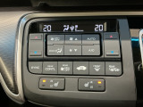 Wエアコン付きです!運転席・助手席それぞれ快適な車内でお過ごしいただけます。寒い時期には嬉しいシートヒーター付きです!