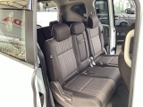 スライドドアなら狭い駐車場でもドアをぶつける心配がありません。ステップが低く乗り降りもしやすいです。