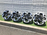 【純正アルミホイール付属】
