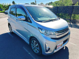 お客様のご予算帯に合わせたお車を常時100台以上取り揃えています!当社のスタッフがお客様のお車選びをしっかりサポートしご提案させていただきます!
