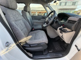 1列目シートです。足元までゆったりとご乗車いただけます!
