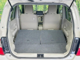 普段のお買い物や通勤、送迎等に十分な荷室スペースを確保しております。セカンドシートを倒すと、大きな荷物の積載も可能です♪