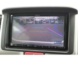 リアカメラ付で車庫入れや夜間の運転も安心です。