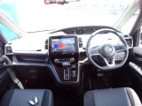 周りが見やすく運転しやすいお車です♪