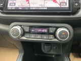 温度をセットするだけで常に快適な温度を保ってくれるオートエアコン、操作も簡単です。