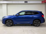 【拘りのFR】BMWが多く採用するFR車。ダイレクトでスポーティな加速感・シャープなハンドリングを実現。縦置きエンジンレイアウトにより、フラットで上質な乗り味です。
