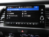 ナビゲーションはホンダコネクトディスプレイを装着しております。AM、FM、Bluetooth、フルセグTVがご使用いただけます。初めて訪れた場所でも道に迷わず安心ですね!