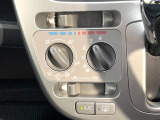 寒い冬も暑い夏も全席に快適な空調を届けてくれる、ダイヤル式エアコンを装備♪