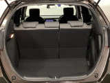 コンパクトボディーなのに、荷室はこんなに広々!たくさん荷物が積めますよ。