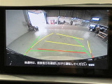 バックガイドモニターで、後方を確認しながら安心して駐車することができます。運転初心者も熟練者も必須の機能ですよ!
