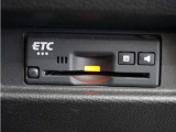 今や必需品の◆ETC車載器 装備車◆ 有料道路を利用する際にスムースに通過でき、わずらわしい料金支払いから開放されます!
