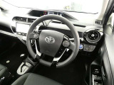 見通しのよいすっきりとした視界で、誰でも運転しやすいです。運転のしやすさは疲れにくさにも繋がりますよ♪