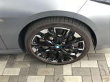 このお車は【浦和美園支店】に展示中です!ご来場、お問い合わせをスタッフ一同お待ちしております。