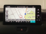 多機能と操作のしやすさを両立した、Honda CONNECT対応のナビディスプレーです。ETC2.0車載器もナビゲーション連動し、スマートフォン用Bluetoothユニット付きです。