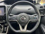【ステアリングスイッチ】運転中、前方から目線をそらすことなく、オーディオ等の操作が可能な便利機能!安心&快適なドライブを演出してくれます♪