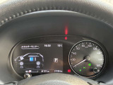 様々な車両情報を表示してくれる、アドバンスドドライブアシストディスプレイがついています