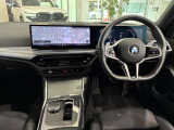 2年間走行距離無制限保証☆エンジンやトランスミッション、ブレーキなどの主要部品はご購入後2年間、走行距離に関係なく保証致します。万一、修理が必要な場合は工賃まで含めて無料で対応致します。