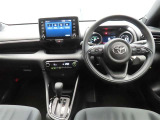 ぜひ展示車の運転席に座ってみてください。